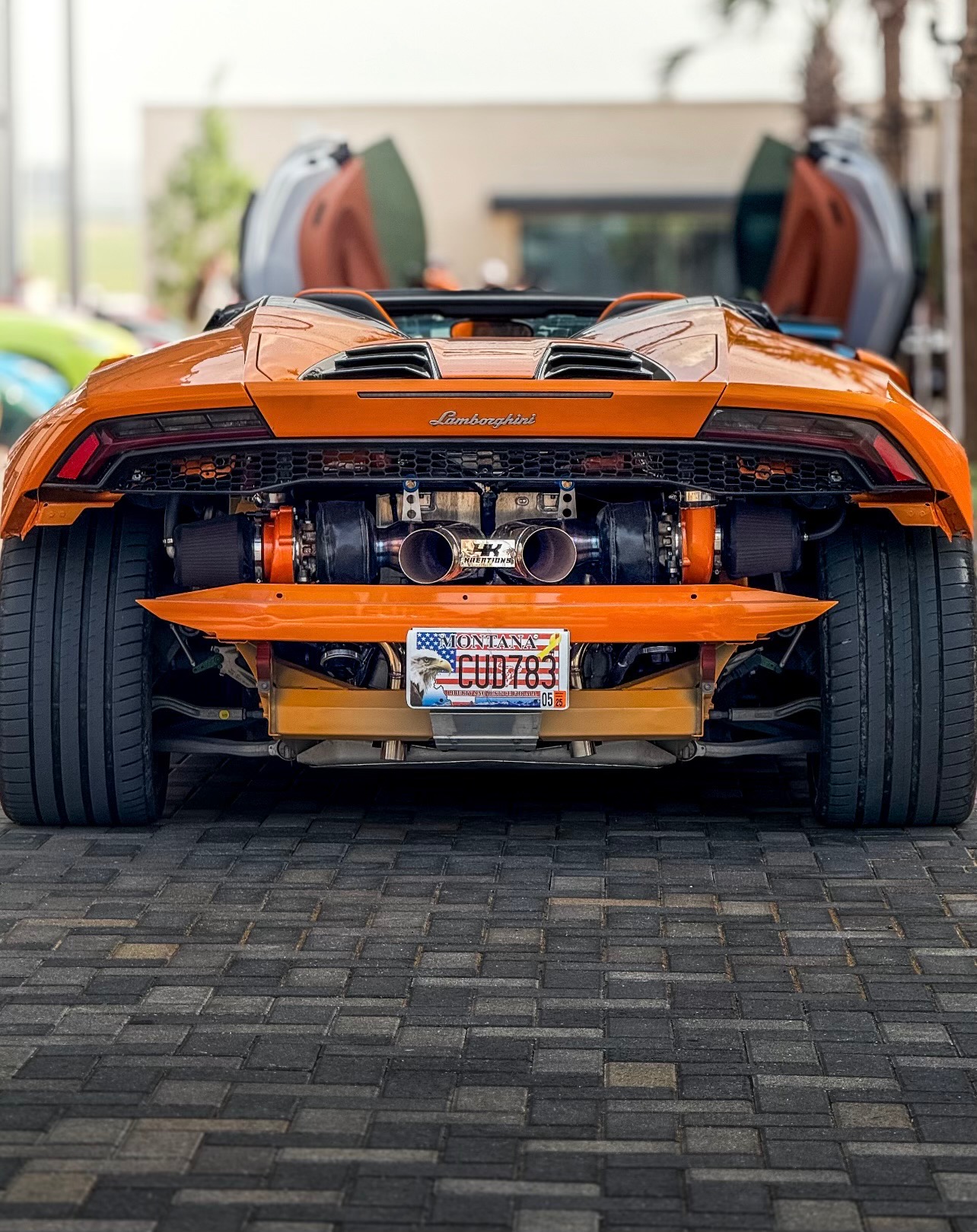 2016 Lamborghini Huracan LP 610-4 Spyder photo 2