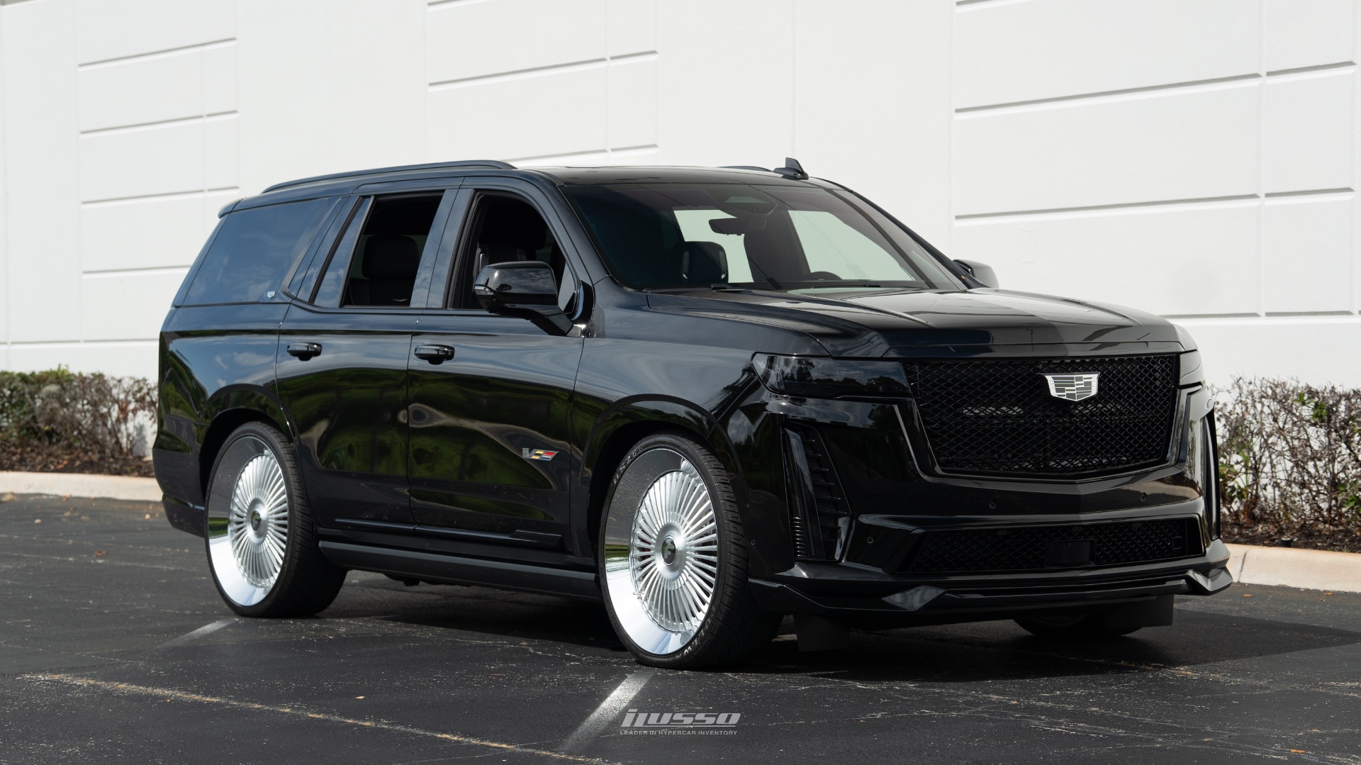 2023 Cadillac Escalade photo 2