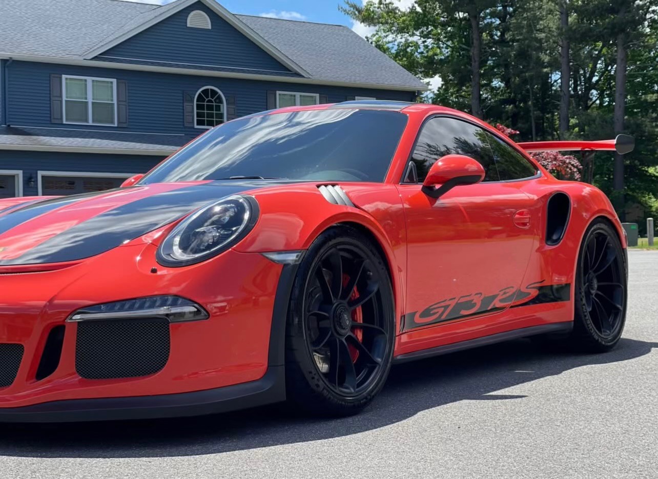 2016 Porsche 911 GT3 RS photo 3