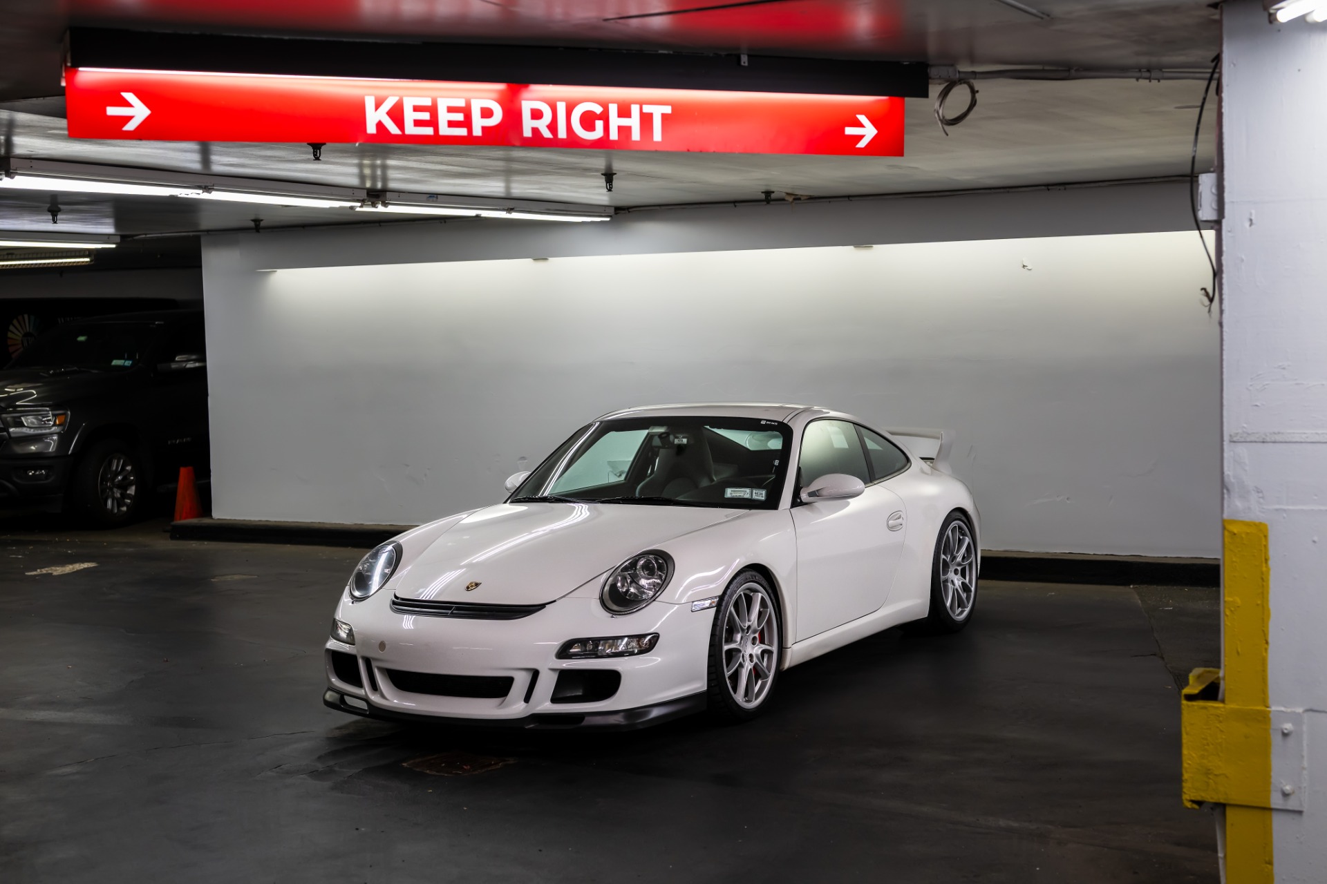 2007 Porsche 911 GT3 photo 2