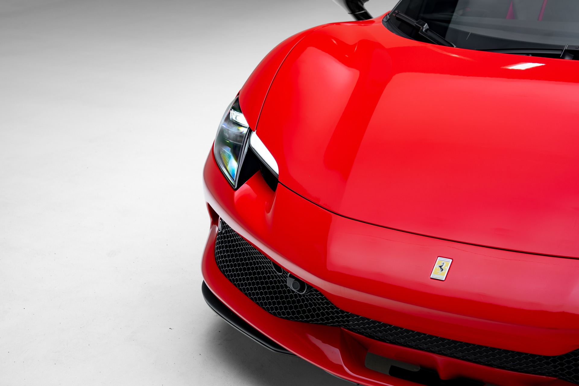 2023 Ferrari 296 Base - Photo 13