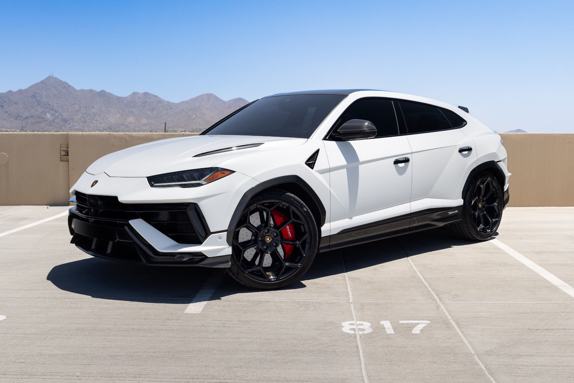 2023 Lamborghini Urus 4.0 V8 Performante's photo