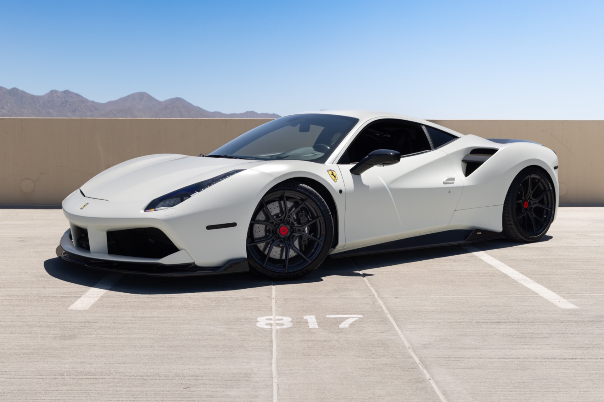 2018 Ferrari 488 -'s photo