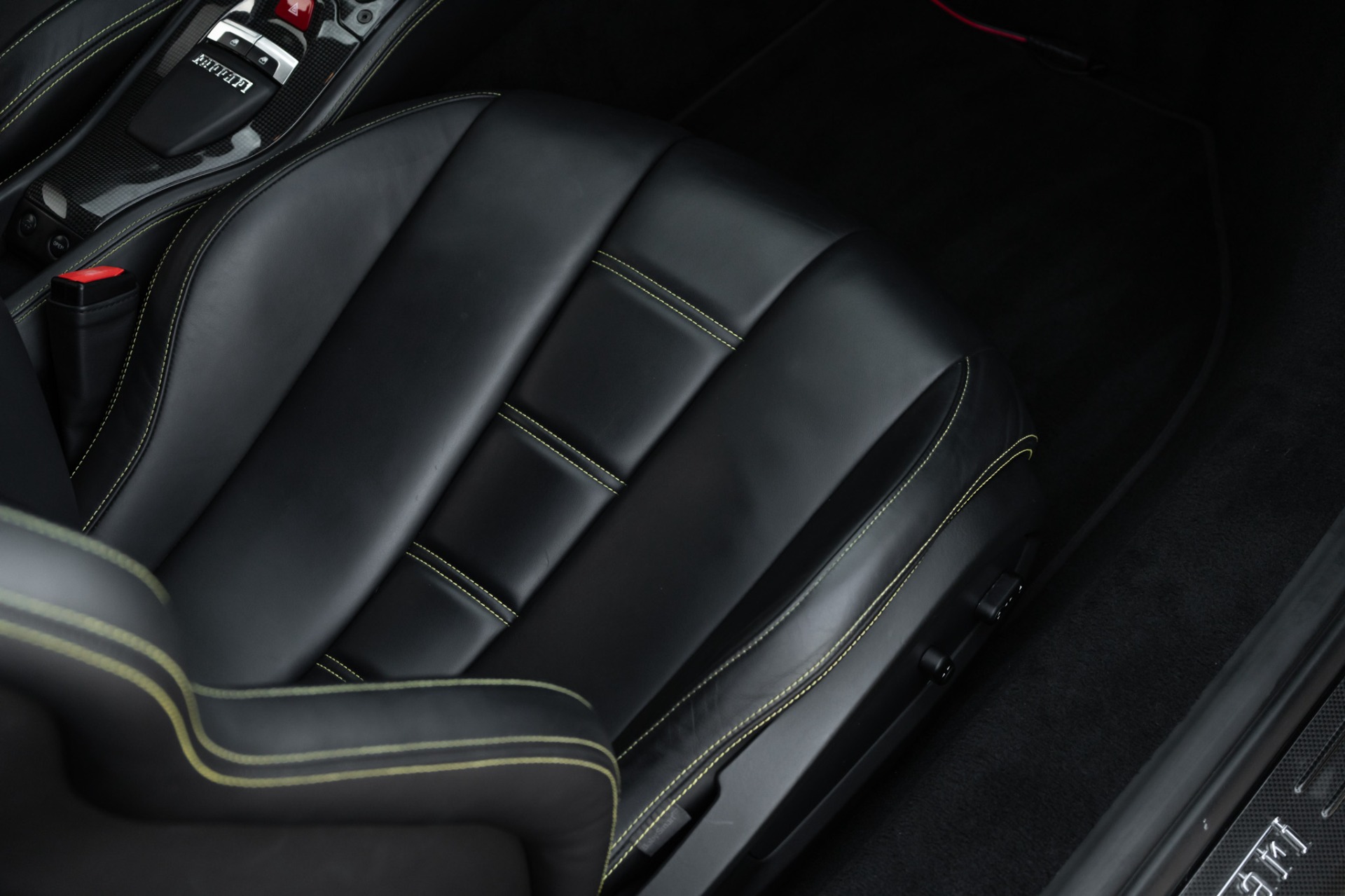 2011 Ferrari 458 Italia Base - Photo 33