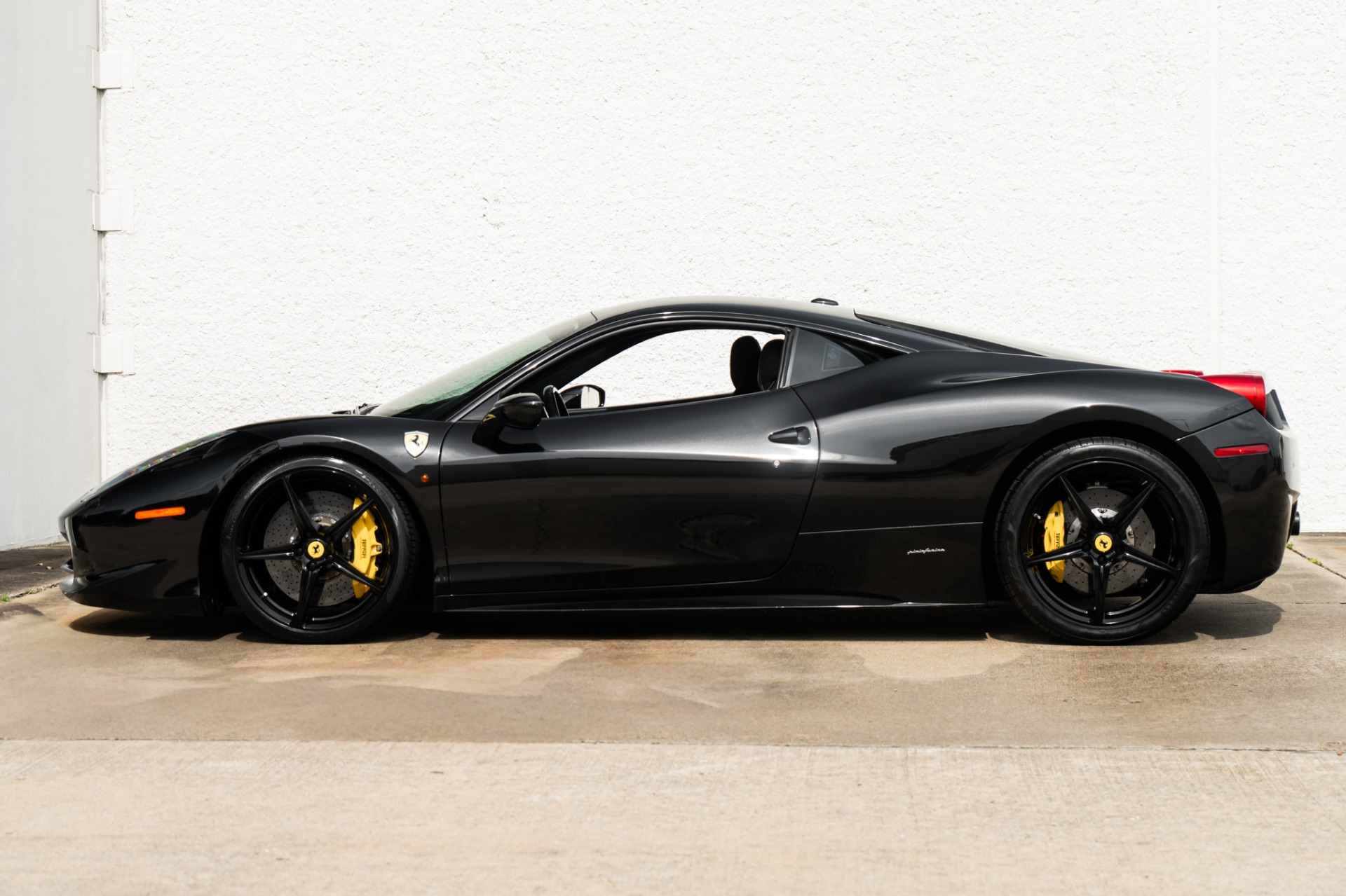 2011 Ferrari 458 Italia Base - Photo 9