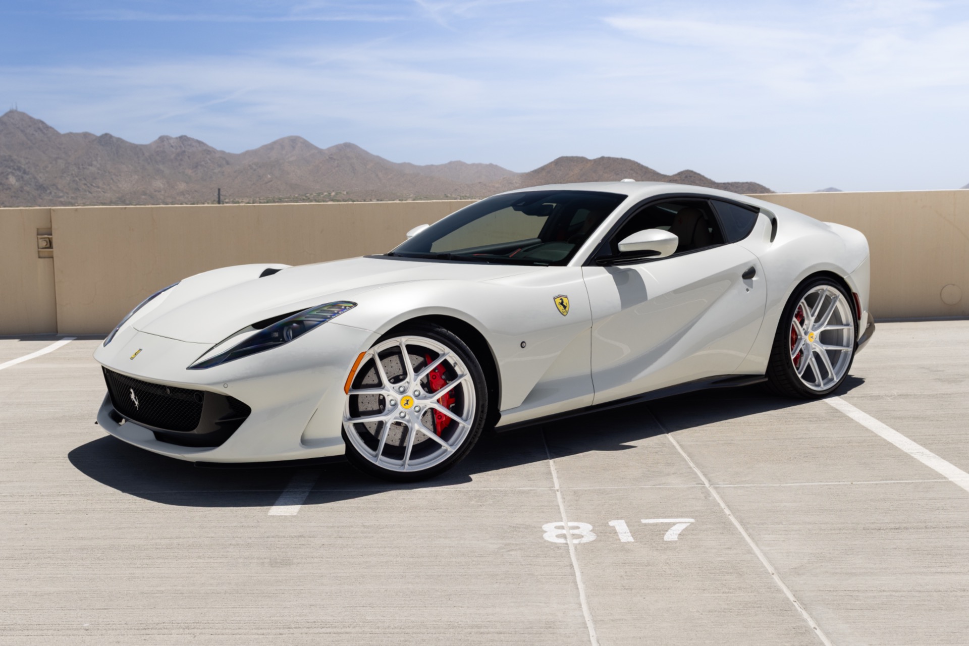 2020 Ferrari 812 -'s photo