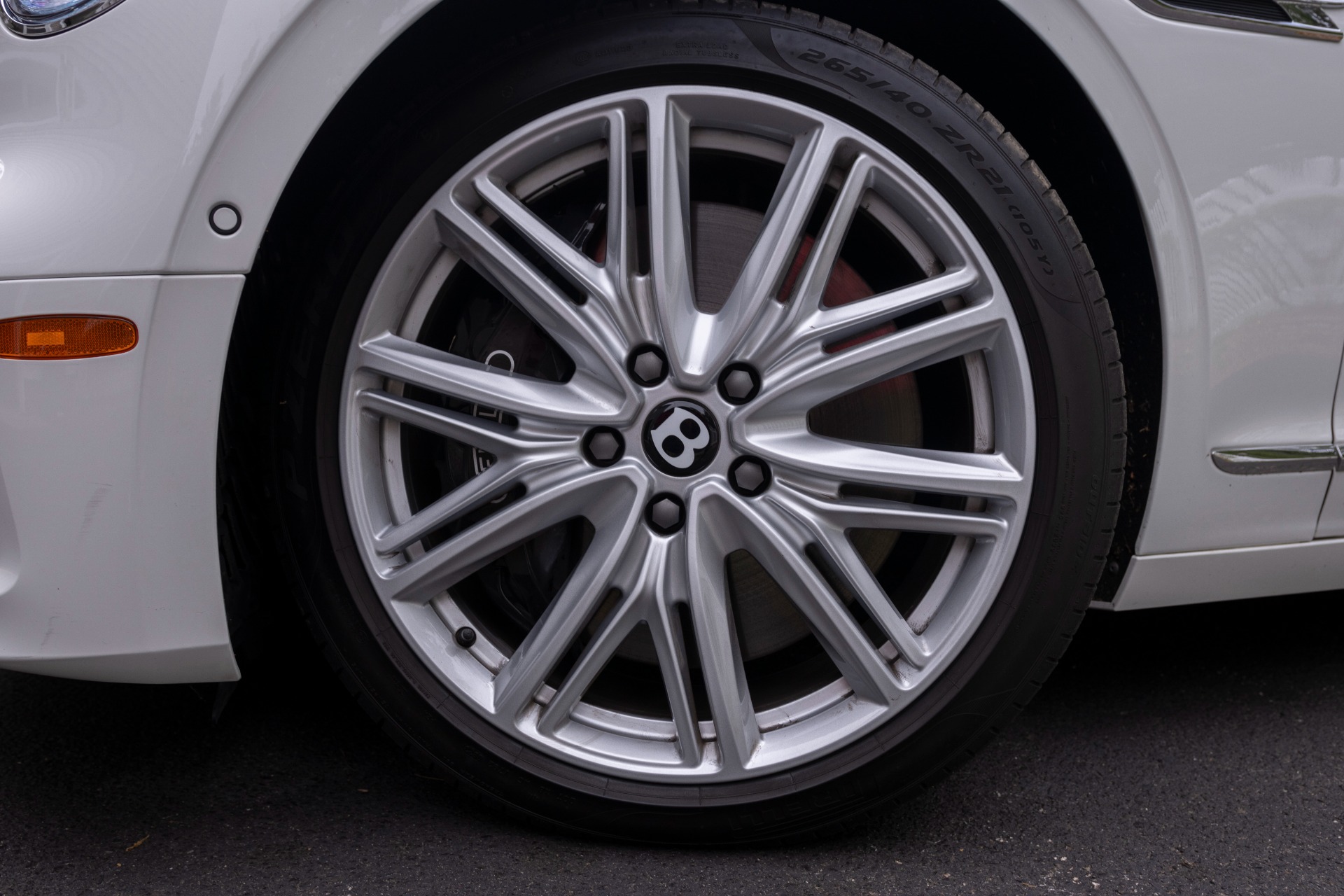 2024 Bentley Flying Spur Mulliner - Photo 19