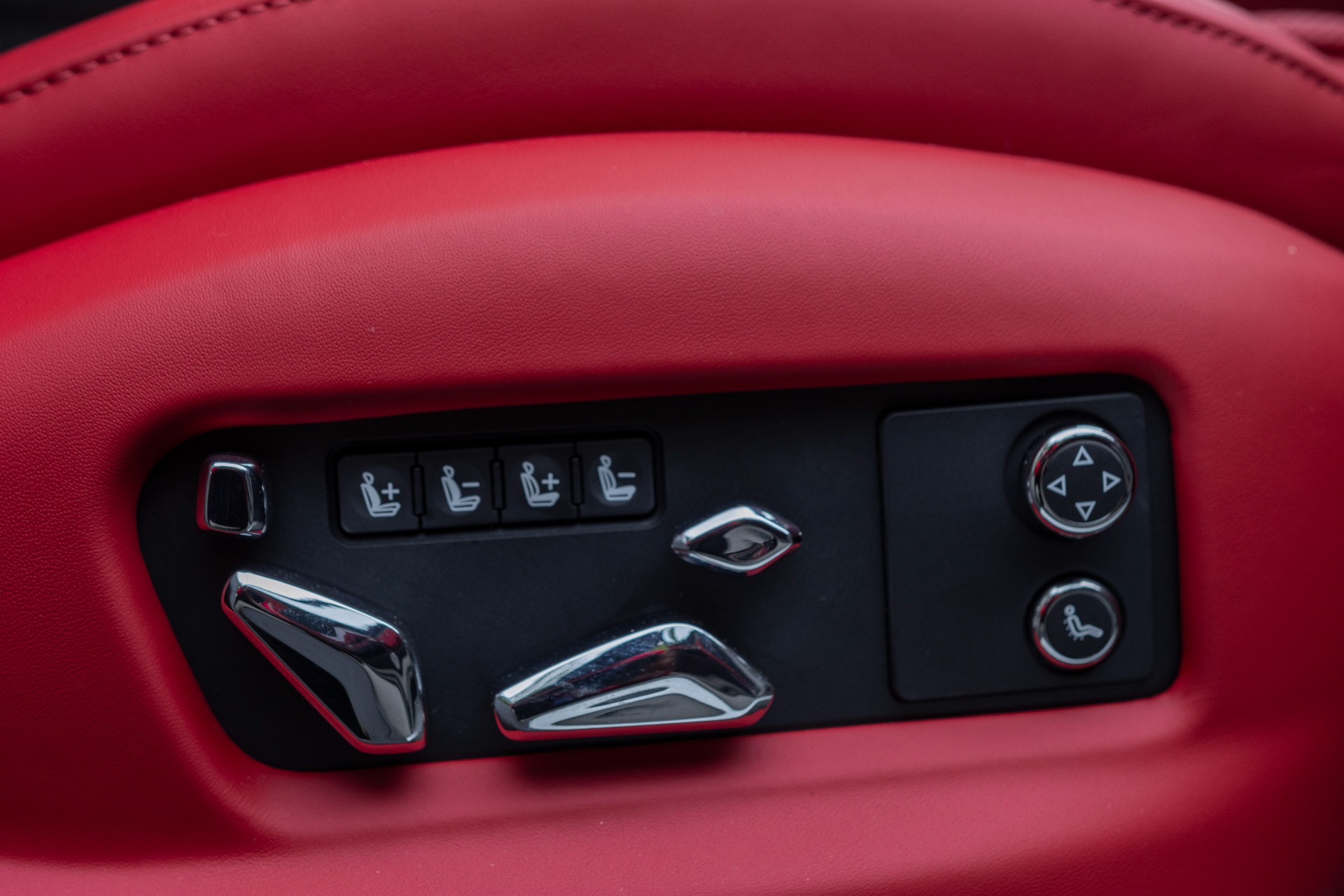 2024 Bentley Flying Spur Mulliner - Photo 36