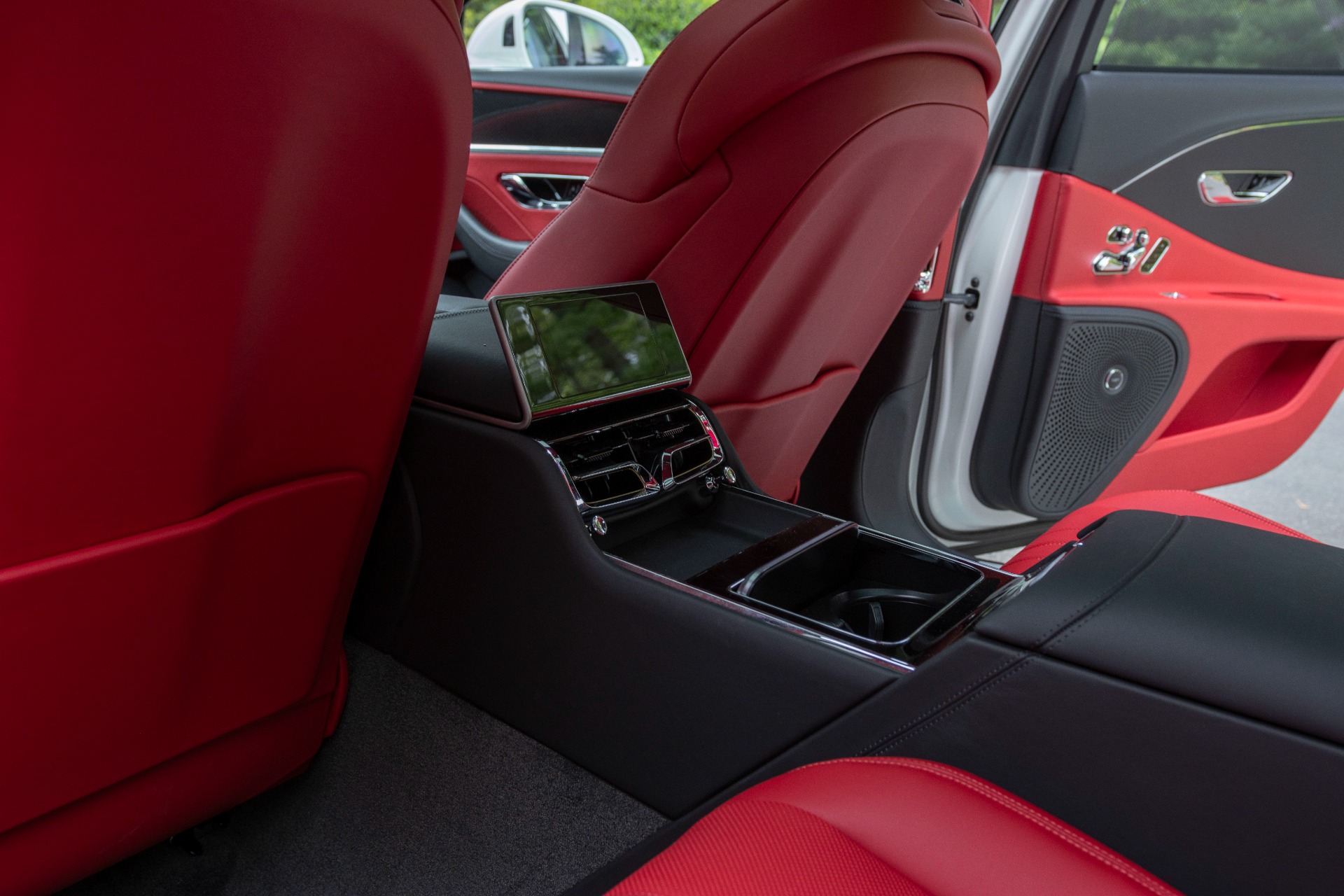 2024 Bentley Flying Spur Mulliner - Photo 50