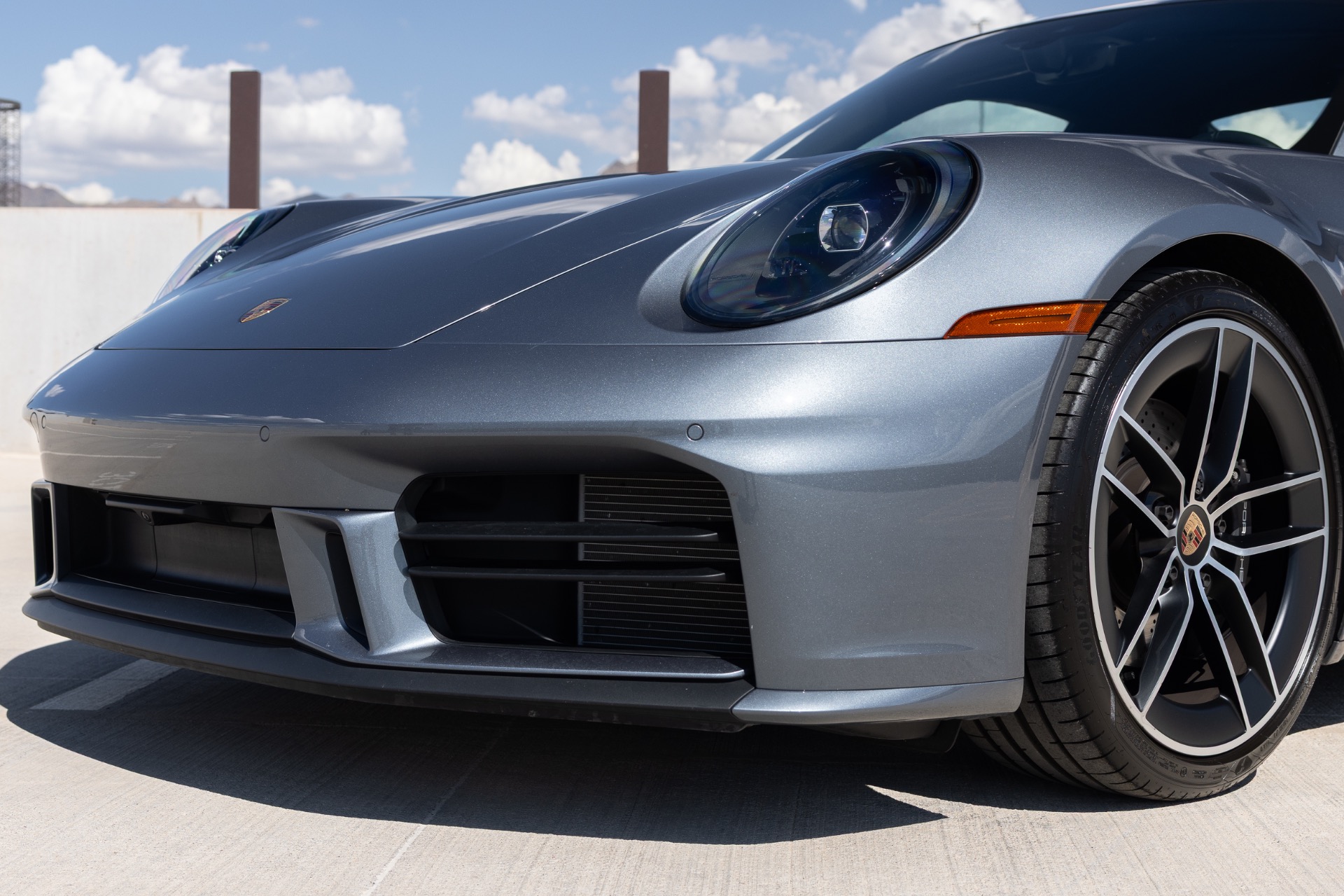 2025 Porsche 911 T - Photo 23