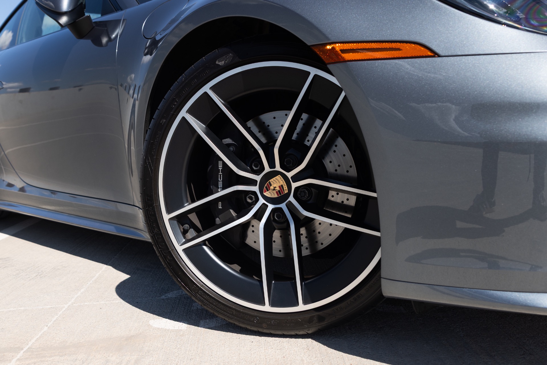 2025 Porsche 911 T - Photo 26