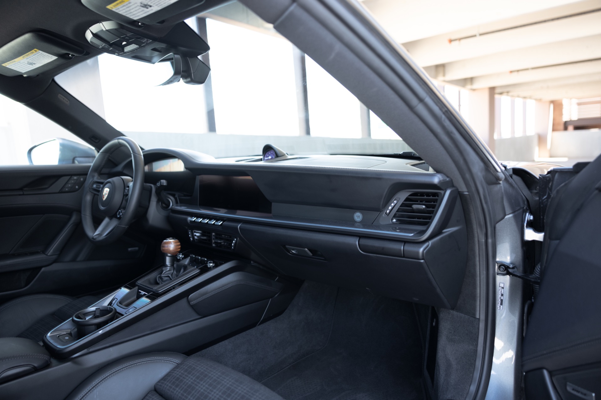 2025 Porsche 911 T - Photo 55